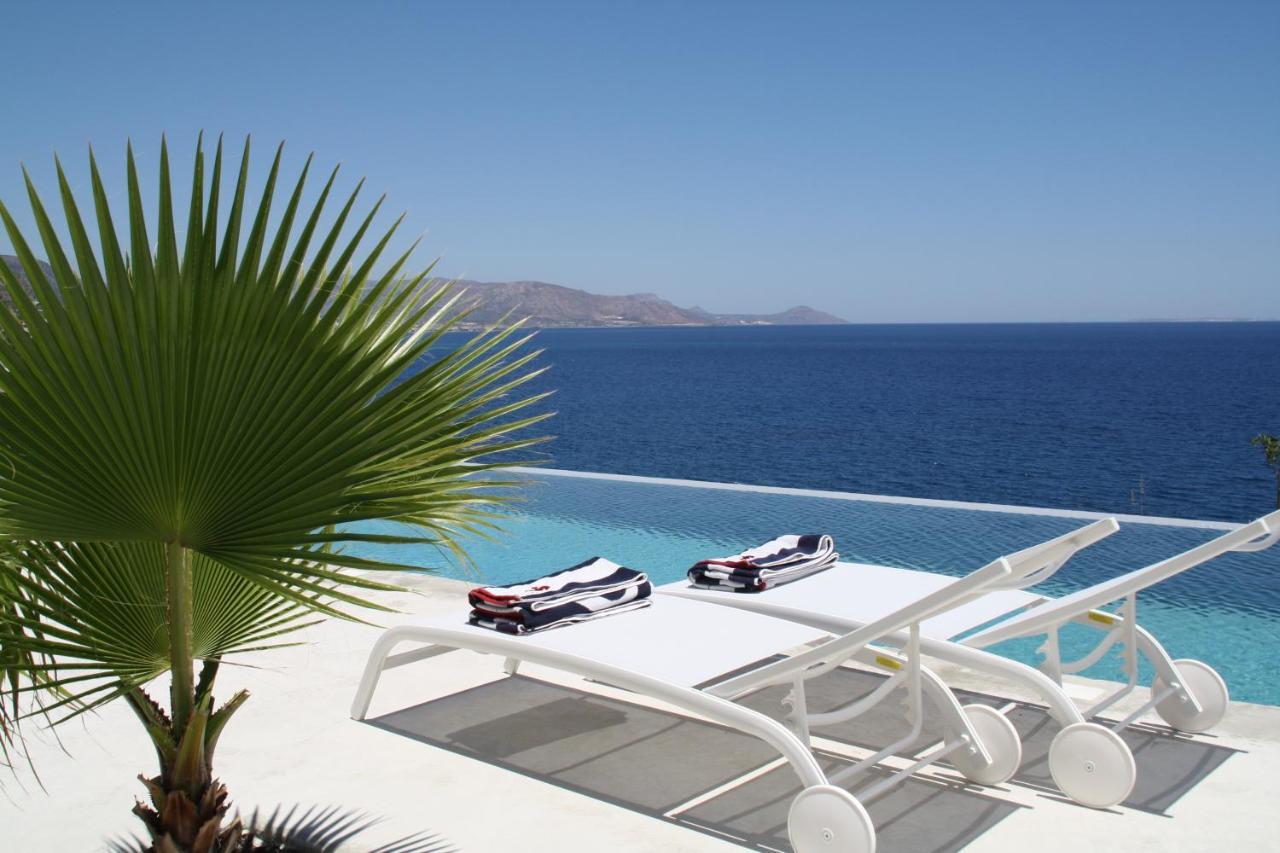 Kuro Beach House - Oceanfront Luxury & 25M Pool Achlia Exterior foto