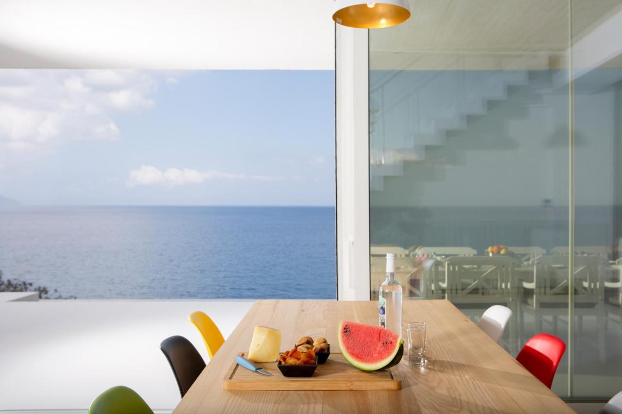 Kuro Beach House - Oceanfront Luxury & 25M Pool Achlia Exterior foto