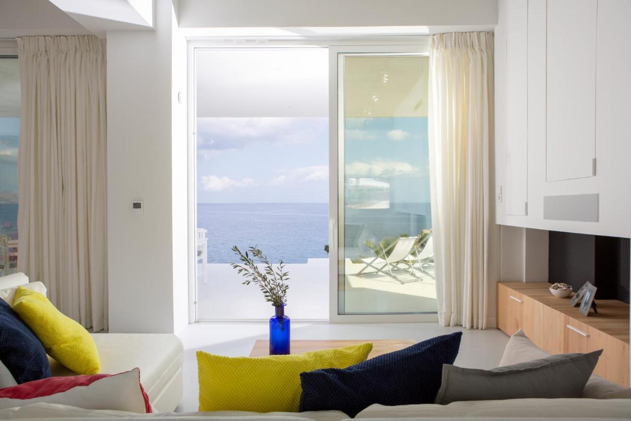 Kuro Beach House - Oceanfront Luxury & 25M Pool Achlia Exterior foto